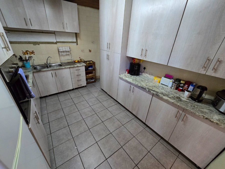 4 Bedroom Property for Sale in Potchefstroom South North West